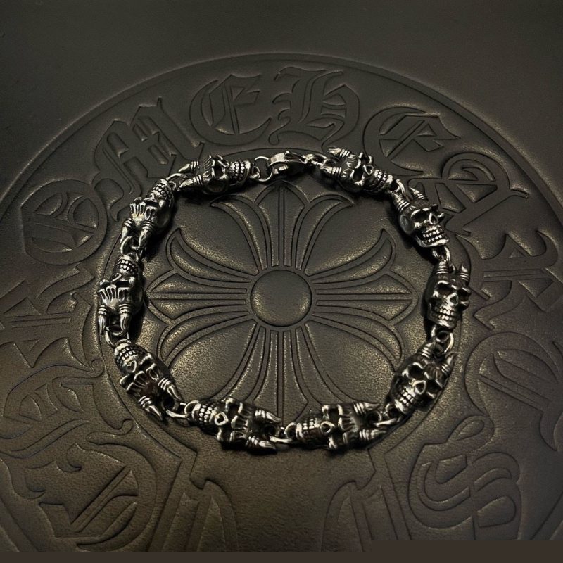 Ch**me He**ts bracelets